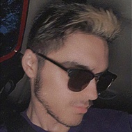 helloxsam, 22 (TikTok Star)