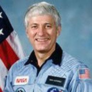 Henry Hartsfield (1933 - 2014) (Astronaut)