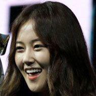 Heo Ga-yoon, 33 (Pop Singer)