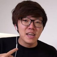 Hikakin, 34 (YouTube明星)