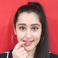 Himanshi Tekwani, 29 (YouTube Star)