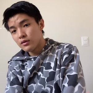 Hiro Yoshii, 21 (TikTok明星)