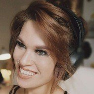 Hollie Bennett, 38 (YouTube Star)