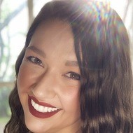 Holly Auna, 31 (Songwriter)
