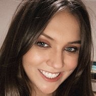 Holly Beck, 22 (TikTok Star)