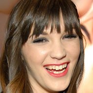 Holly Michaels, 35 (其他)