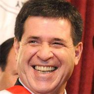 Horacio Cartes, 67 (政治家)