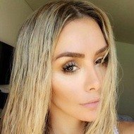 Houda Hourani, 40 (化妝師)