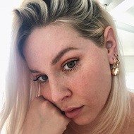 HRHCollection, 39 (YouTube Star)