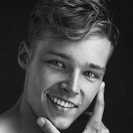 Hugo Mayhew, 32 (Instagram Star)