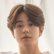 Hunihuni, 28 (TikTok明星)