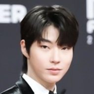 Hwang In-youp, 33 (TV Actor)