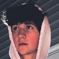 Hypieee, 21 (TikTok Star)