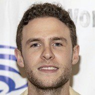 Iain De Caestecker, 37 (TV Schauspieler)