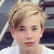Ian Kuyper, 19 (Popsänger)