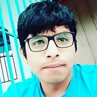 iGuz, 24 (YouTube Star)