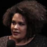 Ijeoma Oluo, 44 (小说家)