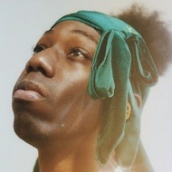 Iminikon, 32 (TikTok Star)