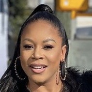 Inayah Lamis, 36 (Instagram Star)