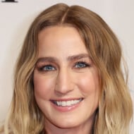 Ingrid Andress, 34 (乡村歌手)