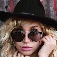 Inna Pitts, 33 (Instagram Star)