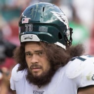 Isaac Seumalo, 30 (足球运动员)
