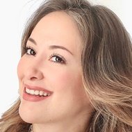 Isabeau Mendez, 35 (Stage Actress)