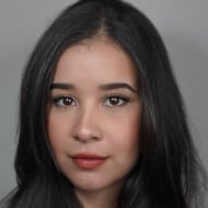 Isabela Barbosa, 25 (TikTok Star)