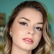 Isabela Machado, 25 (TikTok-ster)