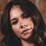 Isabella Bruno, 23 (舞蹈家)