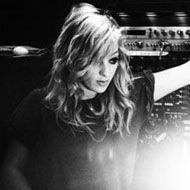 Isabella Summers, 43 (Pianist)