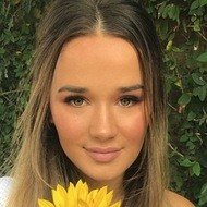 Isabelle Clarke, 26 (Estrella de Instagram)