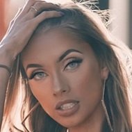 Isabelle Siva, 24 (TikTok Star)