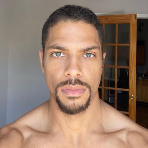 Isha Blaaker, 37 (Modella)