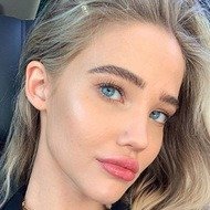 Isha van Dijk, 27 (Instagram Star)