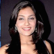 Ishita Sharma, 37 (電影女演員)