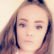 ItsJustCerysx, 21 (Star di YouTube)