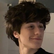 itsjustnicholas, 18 (TikTok Star)