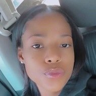 ItsNiya, 27 (YouTube明星)