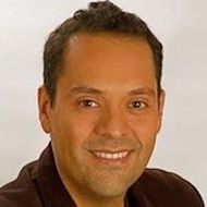 Iván Filio, 32 (配音演員)