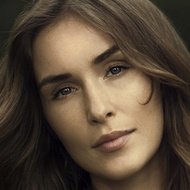 Ivette Ivens, 34 (Photographer)
