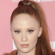 Iyla Blue, 32 (Pop Singer)