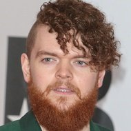 Jack Garratt, 32 (音乐制作人)