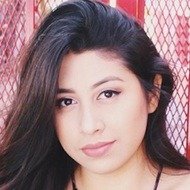 Jackie Adriana Mendoza, 30 (YouTube明星)