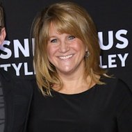 Jackie Oakley, 60 (家庭成员)