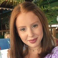 Jackie Oshry, 31 (Instagram Star)