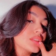 Jackie Ybarra, 21 (Estrella de TikTok)