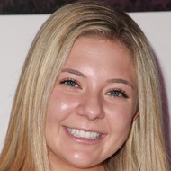 Jaclyn Corin, 23 (Ativista)