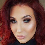 Jaclyn Hill, 35 (YouTube明星)