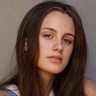 Jaclyn Lovey, 24 (民歌手)